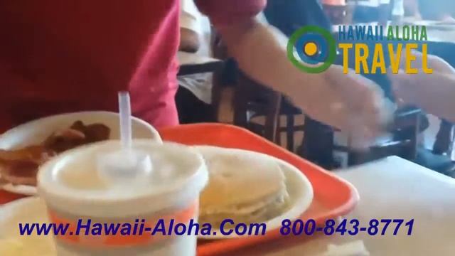 Macadamia Nut Pancakes in Hawaii