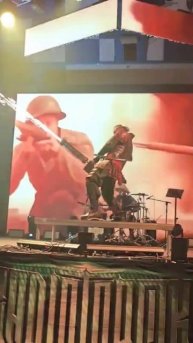 Один из самых эпичных моментов на концерте радио тапка в Липецке! Полное видео концерта в описании!