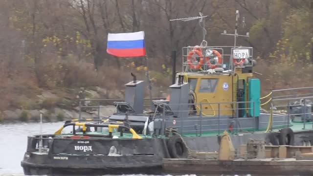 НАБЕРЕЖНАЯ, МОСКВА-РЕКА, БАРЖА НОРД, ГУП МОСВОДОСТОК