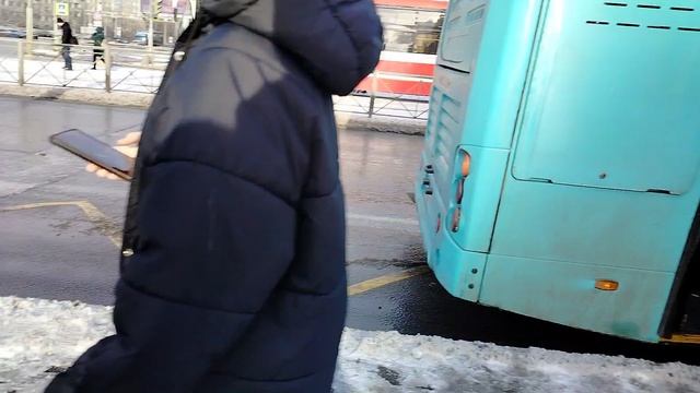 14 марта 2025 г. Автобус 246 маршрут Волгабас 5270.G4 6640 Дунайский Проспект Угол Купчинской Улицы