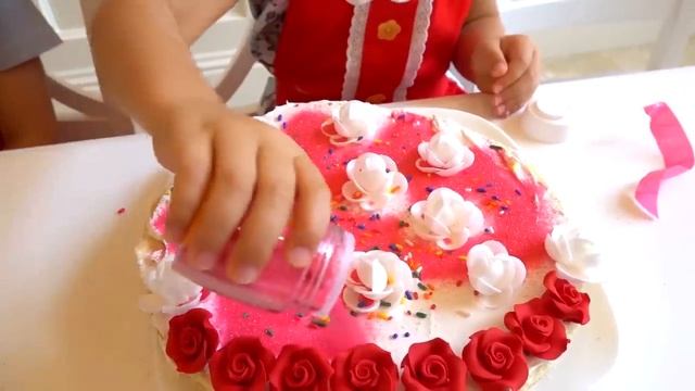 Диана и Рома -  Diana and Roma are preparing a birthday for Dad