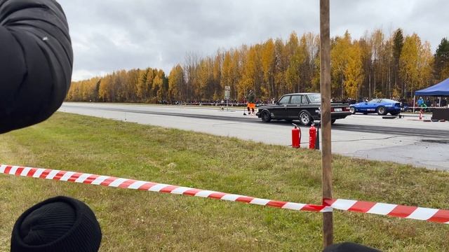 Tesla killer? W123 OM606 Umeå Open 2022 4K