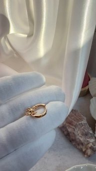 Готические серьги-кольца с пауками в золоте