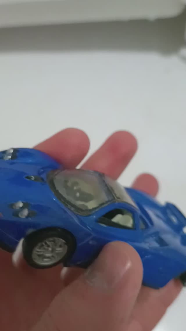 Модель автомобиля pagani zonda s 1:43