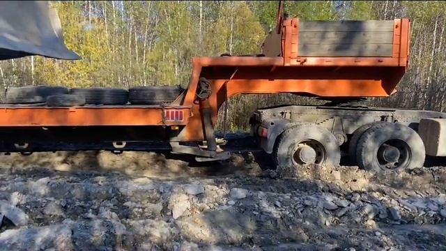 Подняло тягач при сгоне Komatsu 155😱 встрял, пришлось согнать🤦🏻♂️