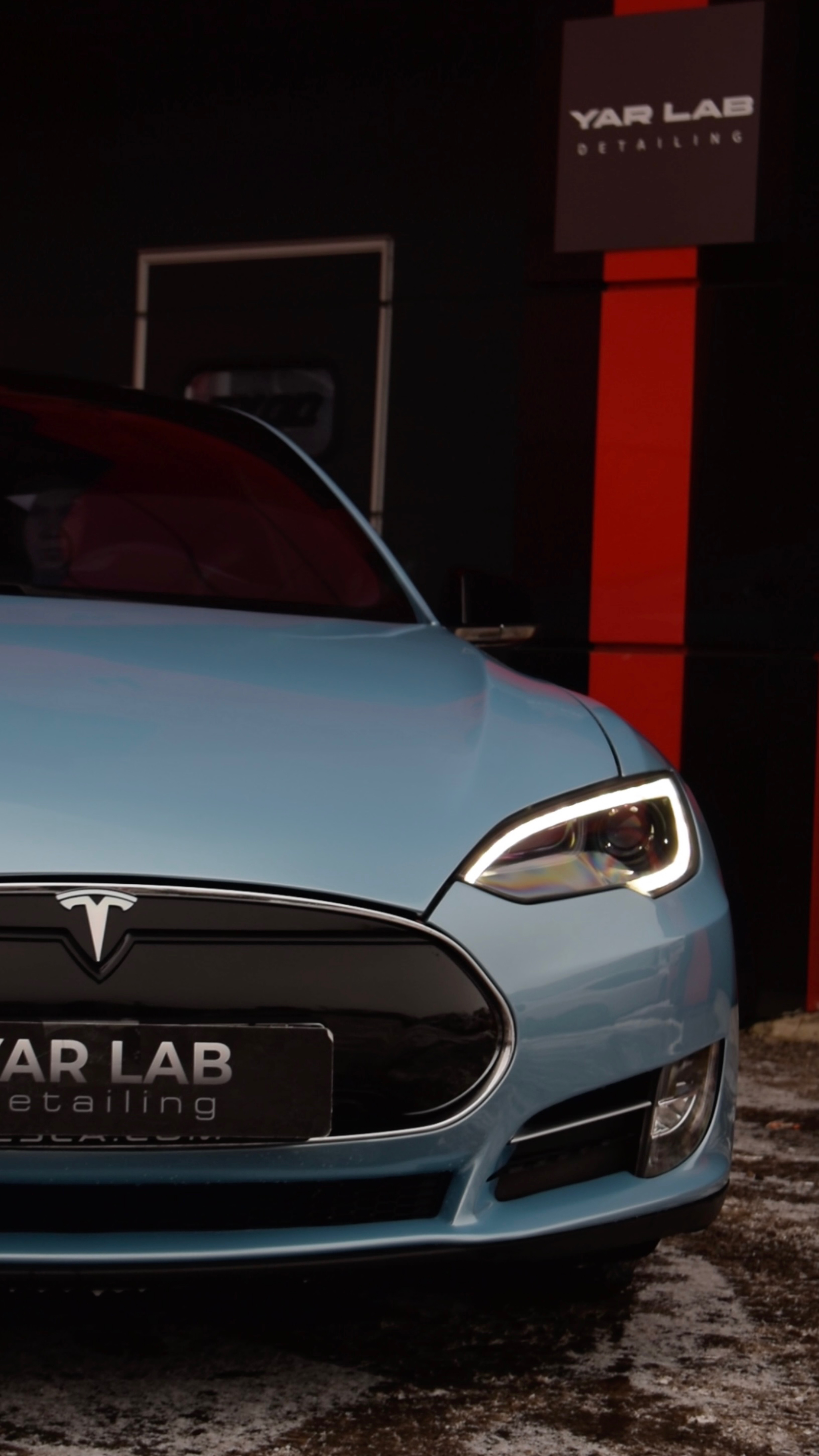 Оклейка в цветной полиуретан Tesla model S🔥