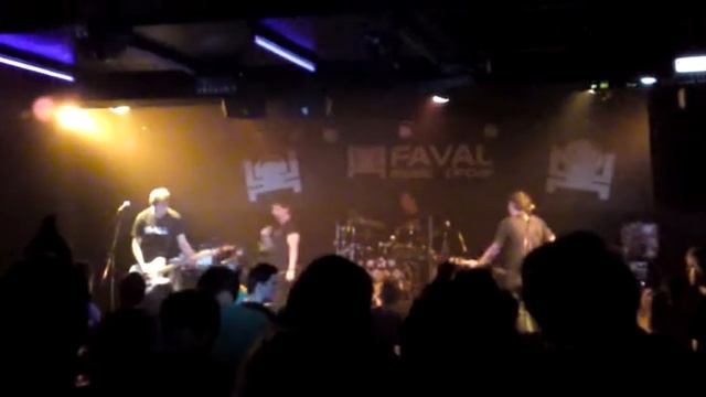 Punk Floid - Na stěnách, Hrdina (241111,Faval,Brno)
