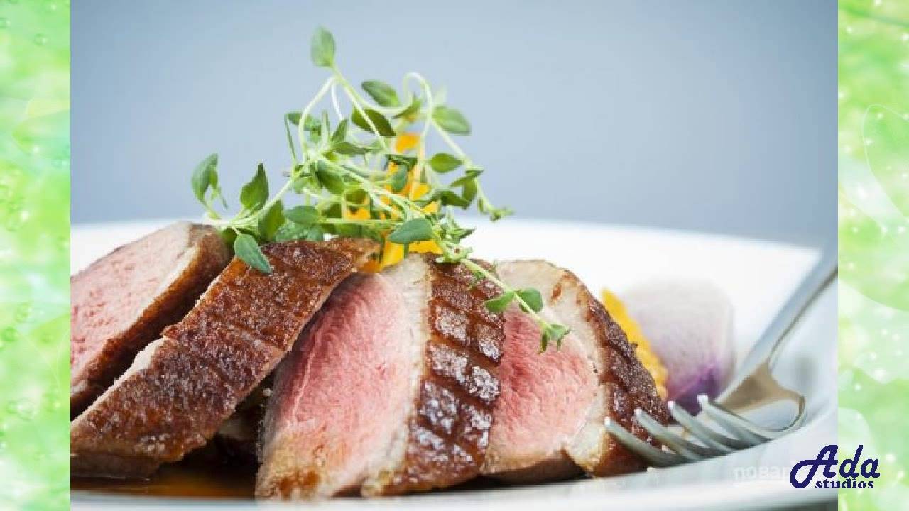 Это очень вкусно. Я просто обожаю готовить утку, однако мало кто из хозяек берется за нее. Все дело