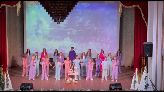 "Если тебе будет грустно" , "В ночь перед Рождеством" Сводный ансамбль "Мелодия"