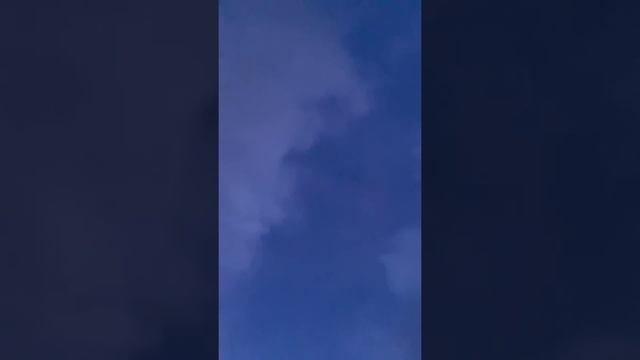 Небо расслабляющие звуки природы Nature часть 2 вертикальная)