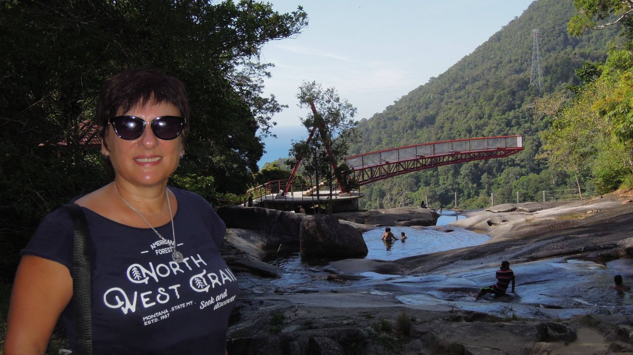 ВОДОПАД СЕМЬ КОЛОДЦЕВ ЛАНГКАВИ, МАЛАЙЗИЯ