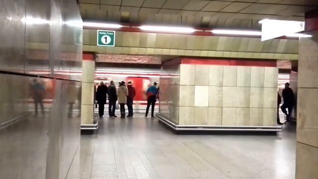 Станция пражского метрополитена «Староместская»