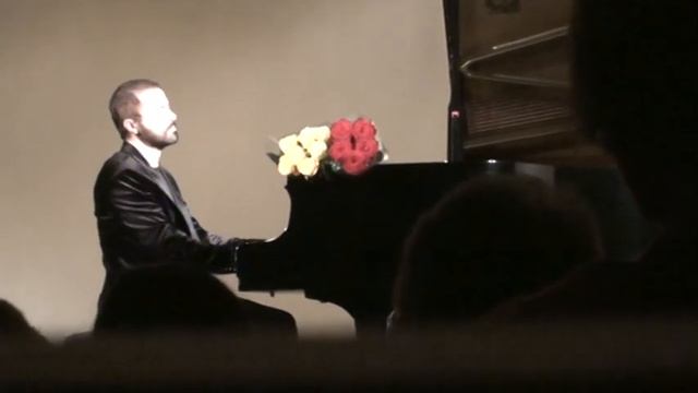 Pavel Nersessian plays Valentin Silvestrov