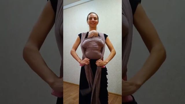 Крест над карманом с узлом на плече. Консультант Анна Скоробогатская