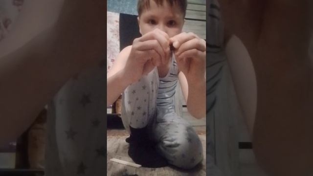 складной нож из лего не сложно.