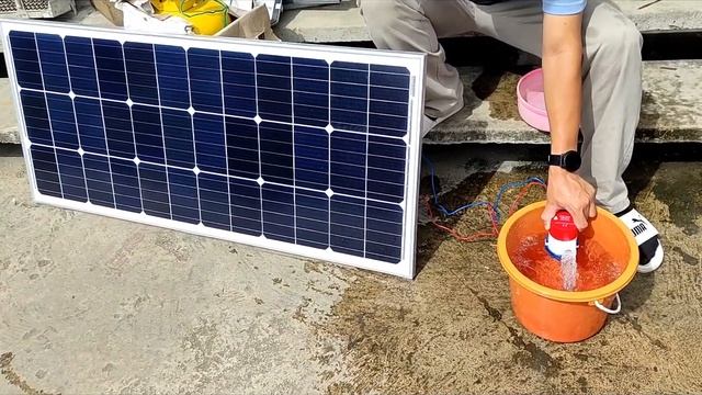 ชุดปั๊มน้ำโซลาร์เซลล์ 12V 1100GPH พร้อมแผงโซลาร์เซลล์ 100W