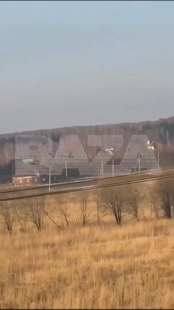падение беспилотника под Москвой. Судя по кадрам, БПЛА был подавлен, и рухнул в деревне Агашкино