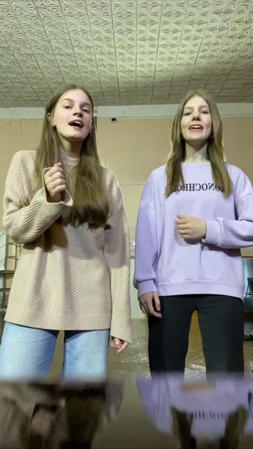 «Провожала я дружка»