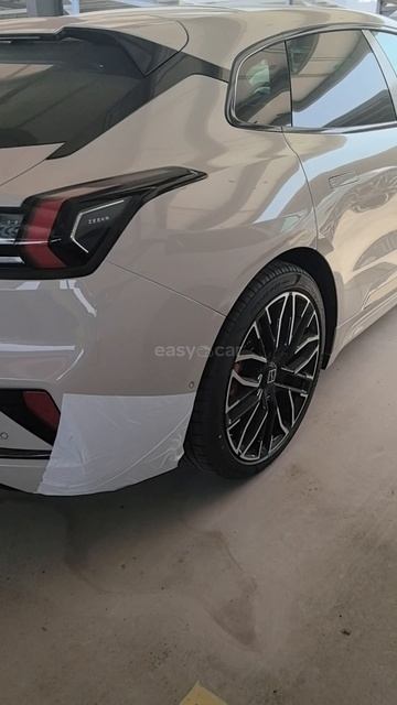 Изготовлен Zeekr 001 YOU 2025 для Олега из Брянской области.