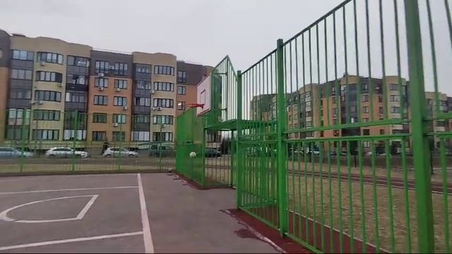 гулянка и футбол