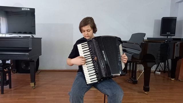 И.С. Бах Двухголосная инвенция B-dur
Улевич Вадим