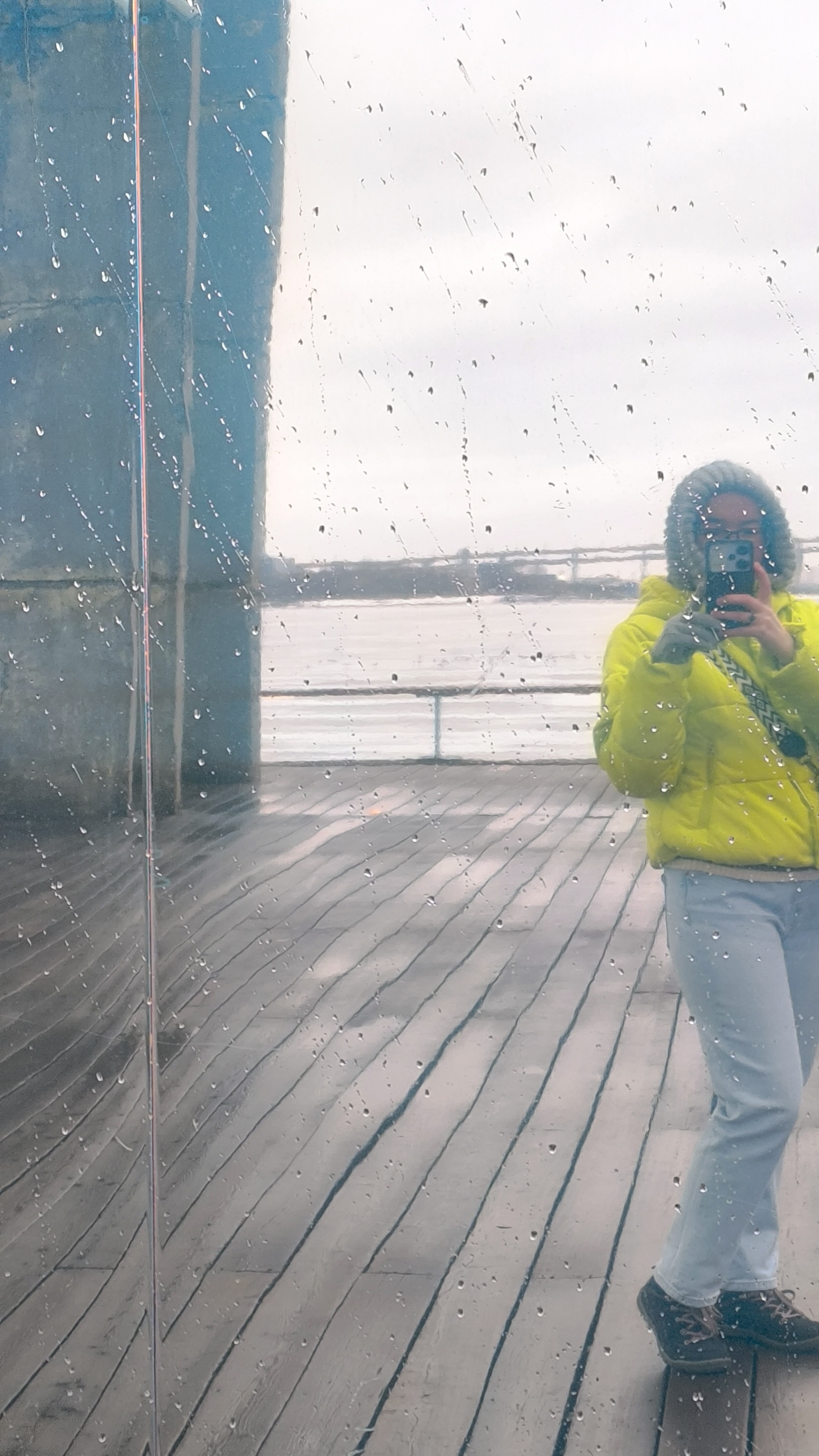Ветреный, но прекрасный день в порту / at the harbour