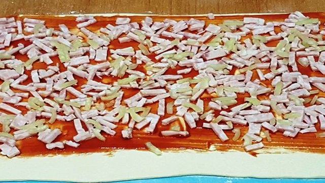 Пицца-ролл