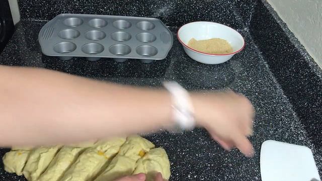 Delicious Malunggay Kalabasa Pandesal / Moringa Squash Bread! Super Fluffy! / Pandesal Recipe