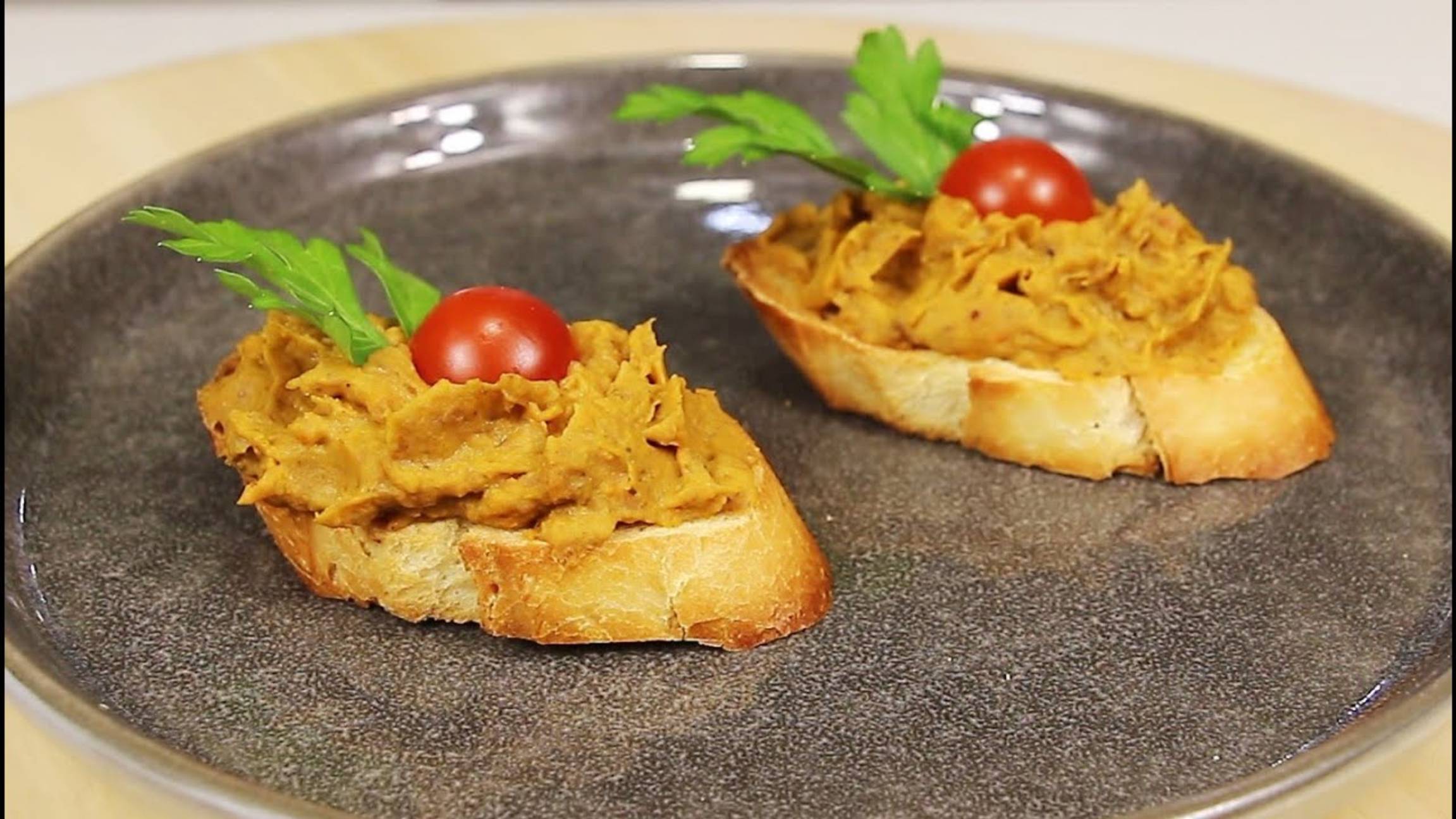 Постный паштет из фасоли и грибов: вкусно, просто и без лишних хлопот!