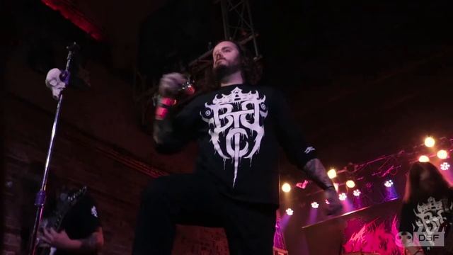 Bound by the crown - Pink Barbie Slit - Live
