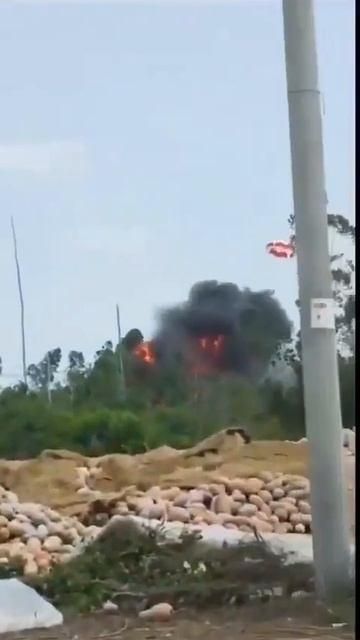 Падение истребителя ВВС НОАК