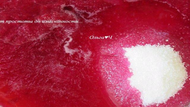 Свекольно-шоколадные кексы с вареньем