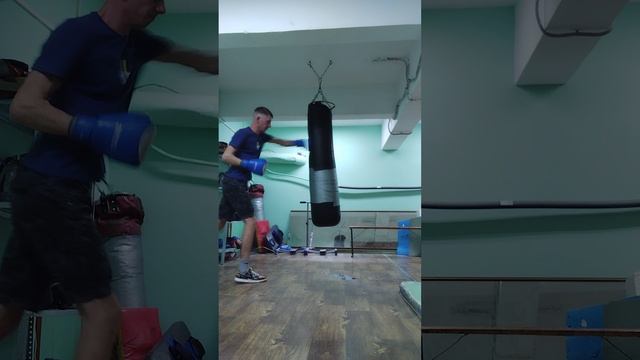 16 марта. Спортивный зал Гандвик. 2-4 видео.