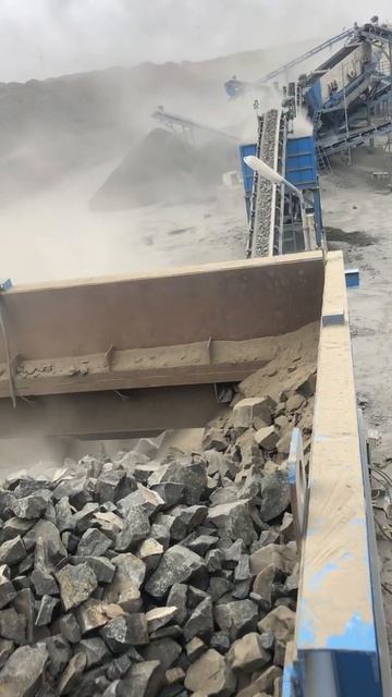 Stone crusher plant 200tph 3 stage plant