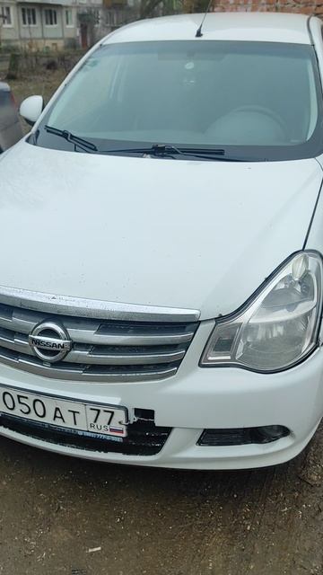 Nissan Almera