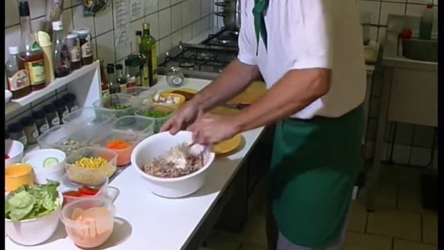 Sova 12 Maminčin letní oběd