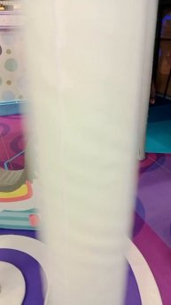 Собрали из конструктора цветочек и теперь ходим нюхаем его