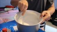 HOW TO MAKE STEAMED RICE CAKE!!!!!