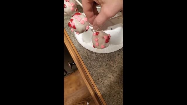 Quick and Easy Cake Pops Using Donut Holes!!!