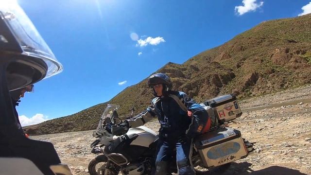 ( Ruta 40 Argentina v06 ) Vídeo 03 do dia 16-03-2020, Lanchamos em San Juan de Misa Rumi.
