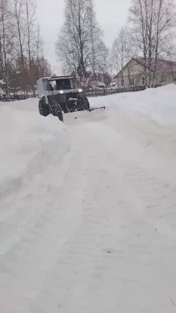 1000053705.mp4