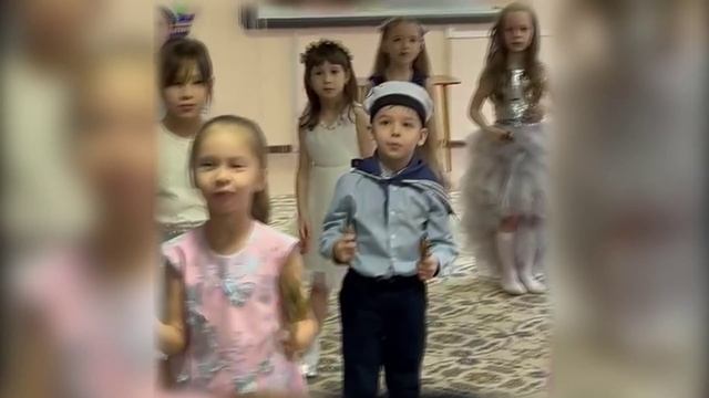С 8 Марта!