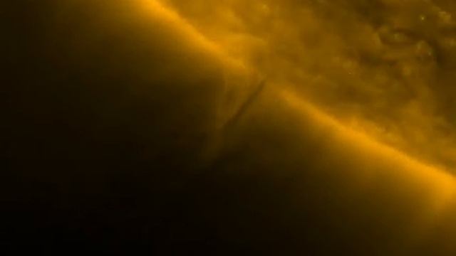 AIA 171 (2012-05-09 00:00:12 - 2012-05-10 10:24:00 UTC)