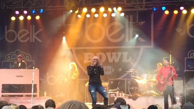 Automatic - Miranda Lambert Belk Bowl Fanfest 2014