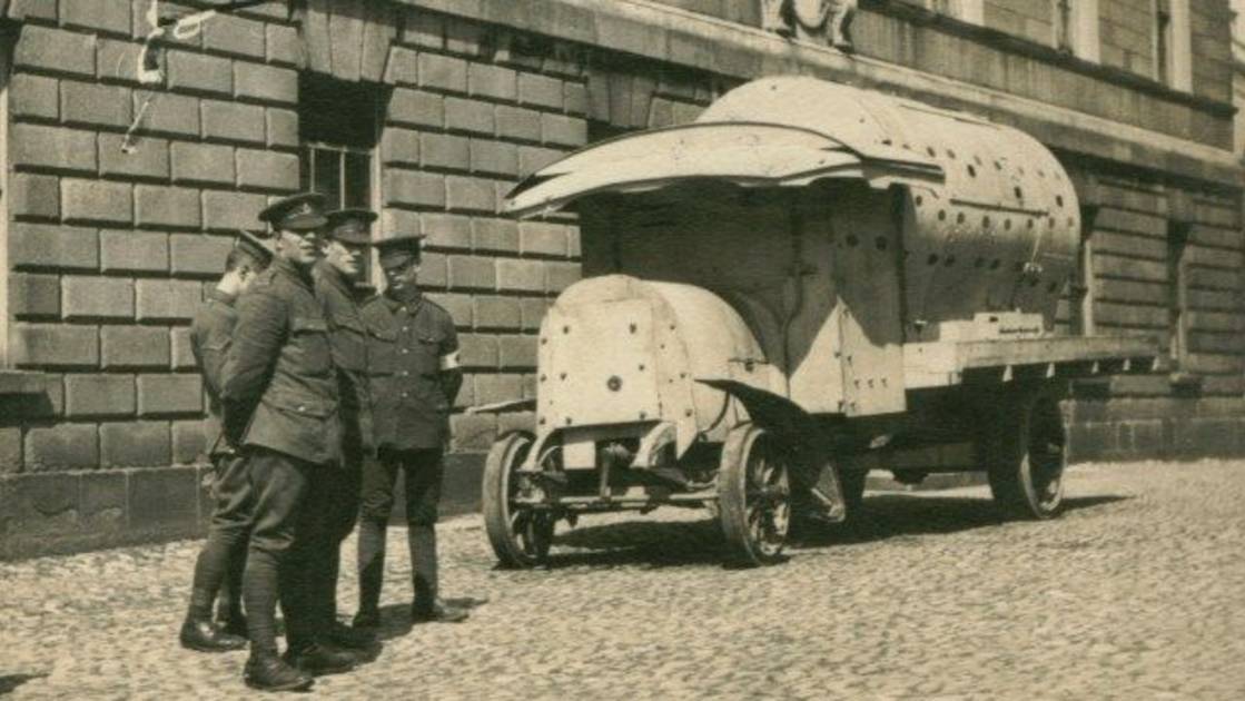 Пивной бронированный грузовик Guinness 1916.За 10 часов собранный броневик