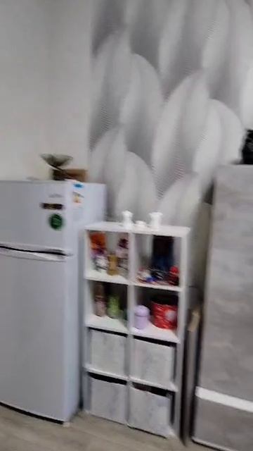 Хользунова 15