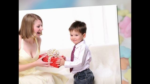 Подарок маме - муз. Людмилы Горцуевой, слова Валентины Крюковой