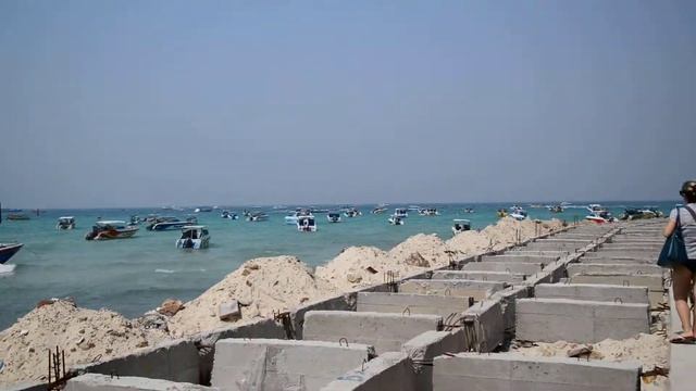Ко Лан - дорога на Tonglang Beach 2013