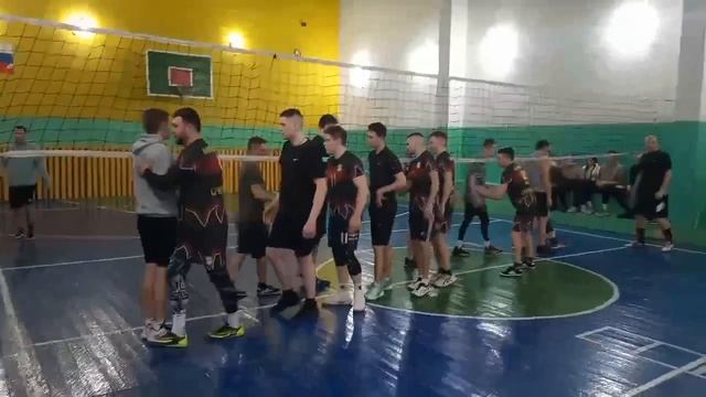 Сегодня в спортзале поселения провели открытый турнир по волейболу,посвященный ко Дню Победы.Кром...