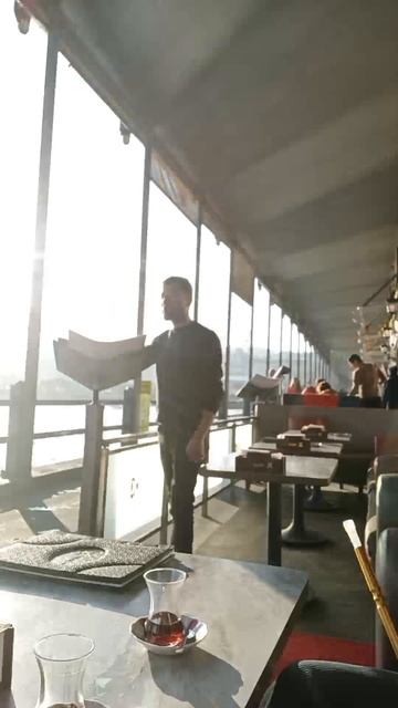 Стамбул. Галатский мост. Квест по поиску еды.